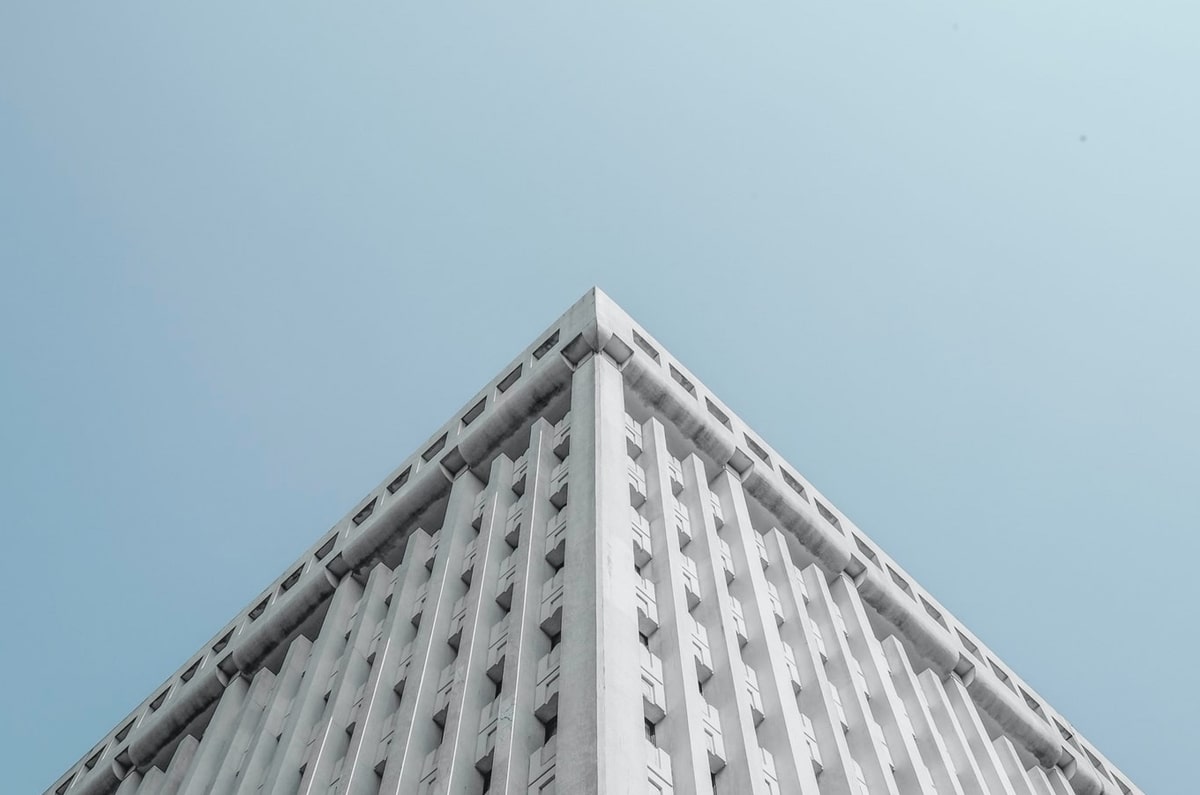 亚博体育-罗伯逊小特塞尔比三足鼎立 台坛80后之争小丁掉队